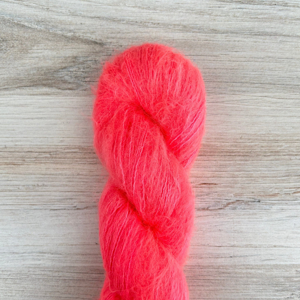 Creamsicle Suri Silk Hand-dyed Yarn Fiber-Macgyver